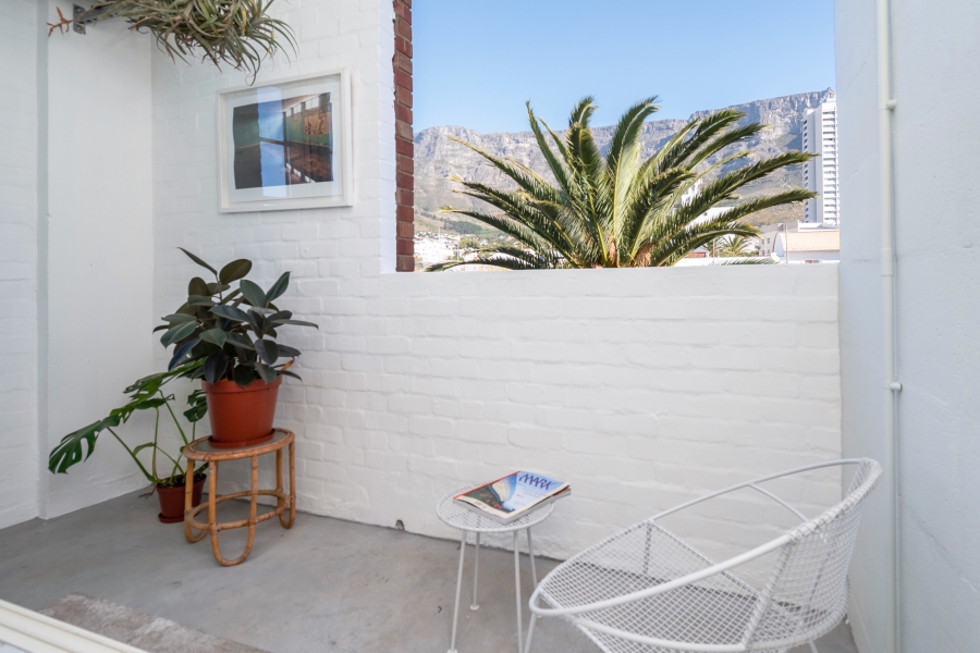 1 Bedroom Property for Sale in Gardens Western Cape